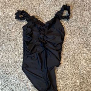 Off shoulder swim suit